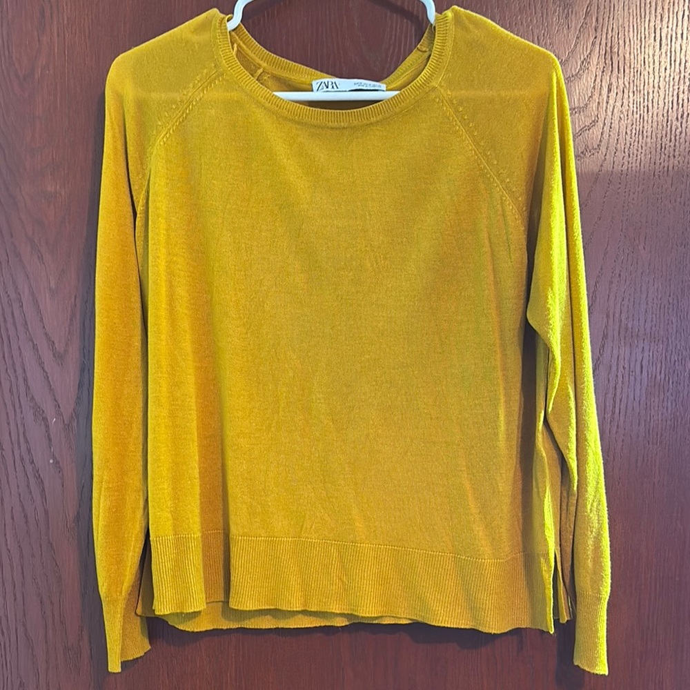 Zara Mustard Yellow Sweater